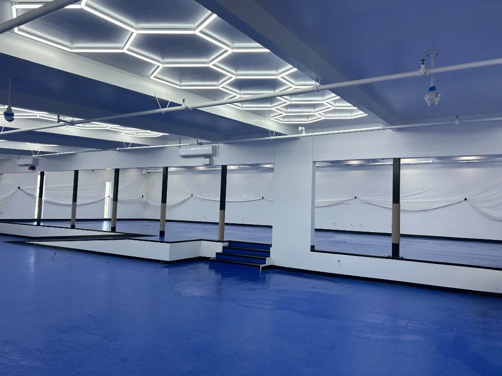 Commercial blue vinyl tile flooring